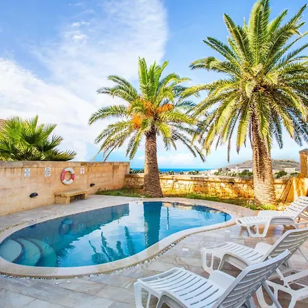 5 Bedroom With Private Pool Nyaraló