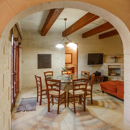 5 Bedroom With Private Pool Nyaraló